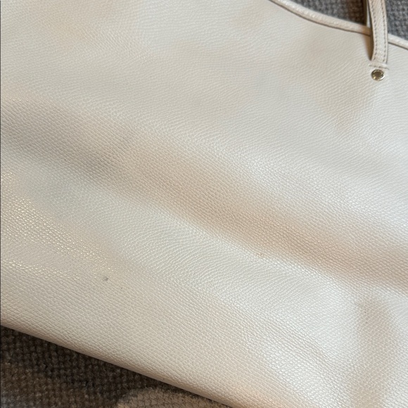 LEATHER TOTE IN CHALK  WHITE - Picture 6 of 11